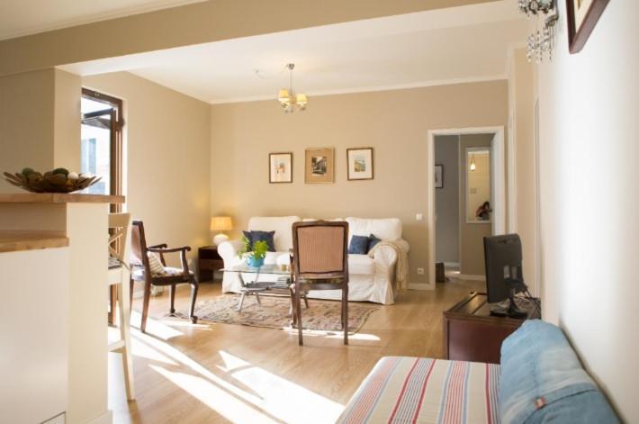 Central Funchal Apartment - Garden - Free Parking & Ac エクステリア 写真